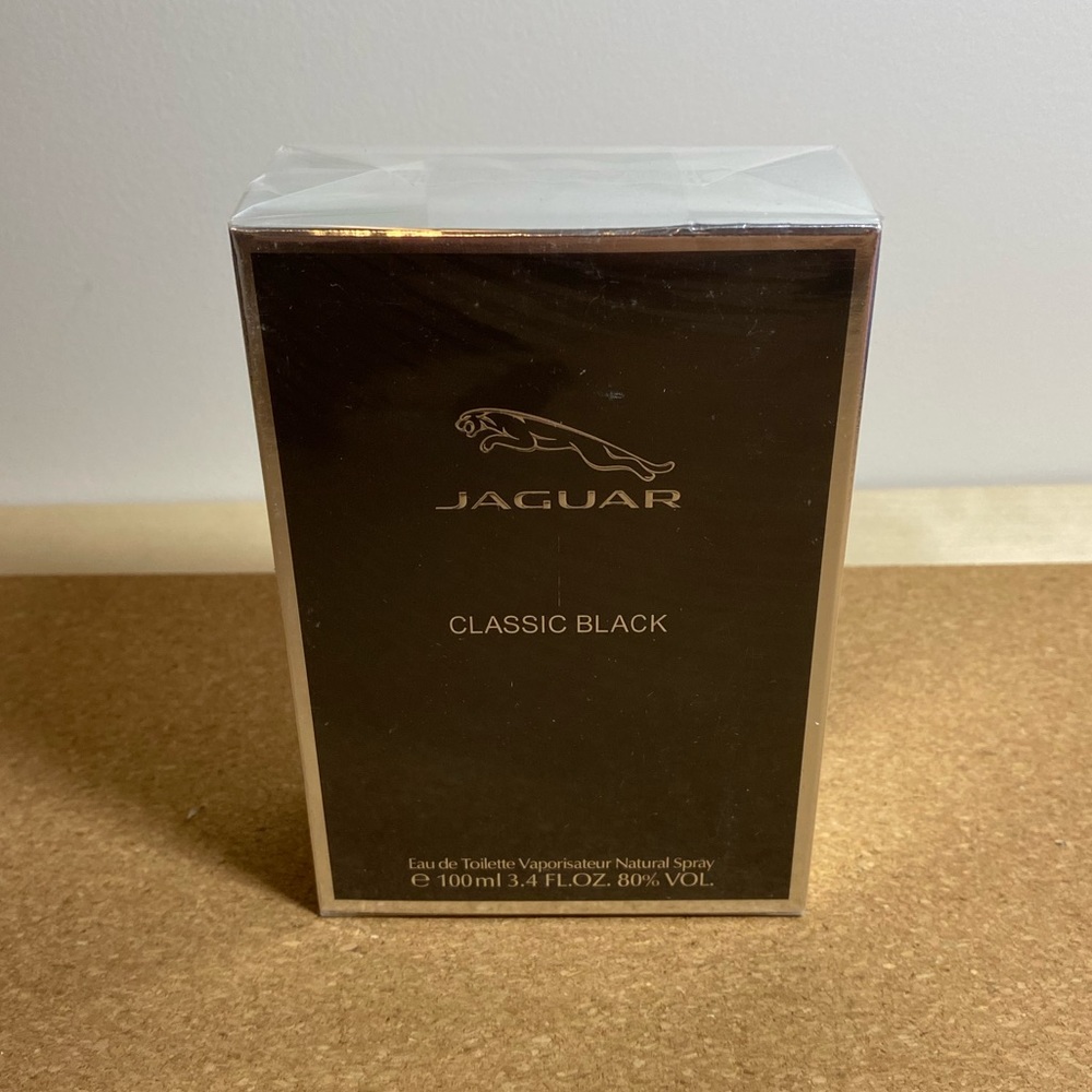 Jaguar Classic Black